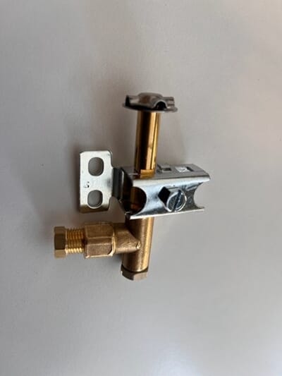 G012 G012 - 3-veis pilotflamme for China kokebord. Scheie Storkjøkken..jpg