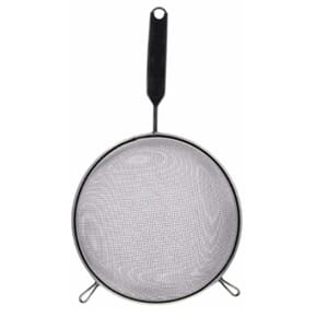 Sil rustfri med abs håndtak. 20cm.