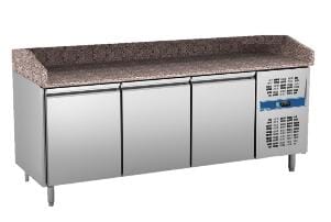 SKU117022Z SKU117022Z  Pizzakjølebenk 3-dør - for 40x60cm brett- Granitt topp.jpg