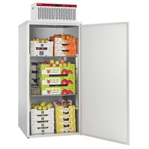 Kjølerom med maskin. Mål: 935x995xh1992 mm. 2000 liter.