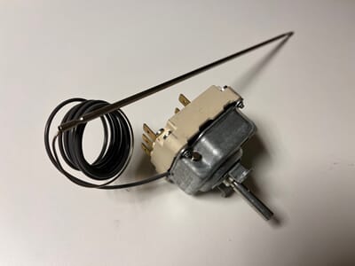 537000900 537000900 - Drifts thermostat - flatgrill. 50-320°C, 3-fas 16A. 230V-400V - Scheie Storkjøkken. EGO 55.34063.811.jpg