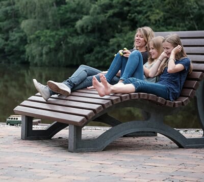 SUNLOUNGER Solseng liggebenk solseng  - resirkulert plast -  MILJØVENNLIG - VEDLIKEHOLDSFRI - 100% RESIRKULERBAR - frostsikker - flisefri - grafitti-r