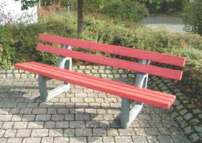 GL-200-MR-RØD Benk GL 200 RØD.jpg