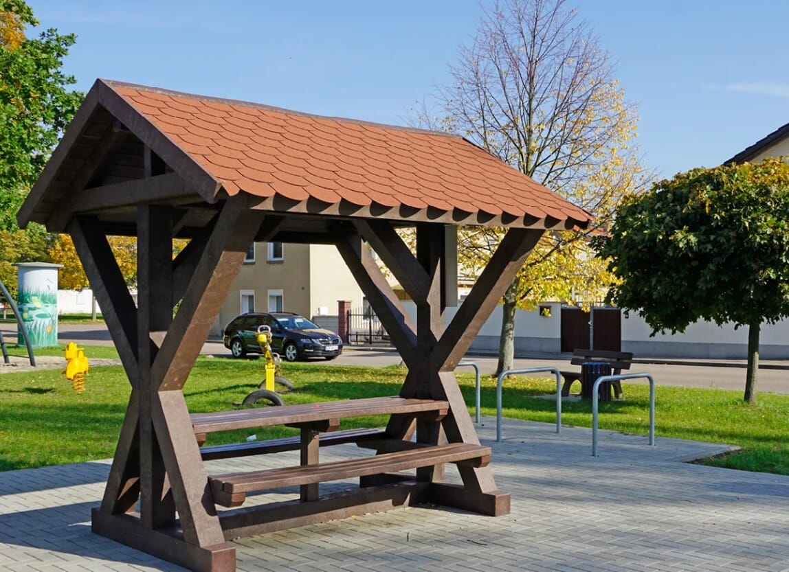 Grand Canyon Parkbenk piknikbenk med tak vedlikeholdsfri plast for rasteplass park offentlig område 1.jpg Grand Canyon Parkbenk piknikbenk med tak vedlikeholdsfri plast for rasteplass park offentlig område 1.jpg